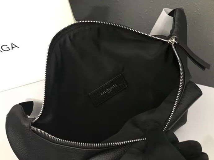 BALENCIAG巴黎世家 頂級原單質量 摔紋小牛皮 胸包 腰包 男女同款 4N1000  BL1320